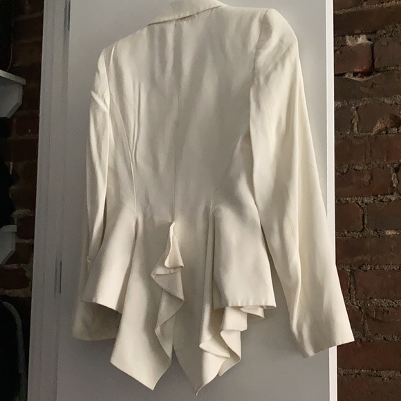 ALTUZARRA WHITE RUFFLE FRONT BLAZER JACKET WHTH TAIL COAT 36 - Picture 3 of 7